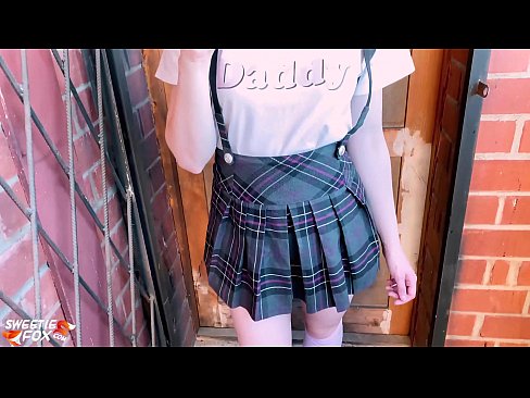 ❤️ Une écolière suce profondément sa bite et baise au lieu de faire la classe. ❤ Vidéo anal at fr.prendiporno.ru ﹏