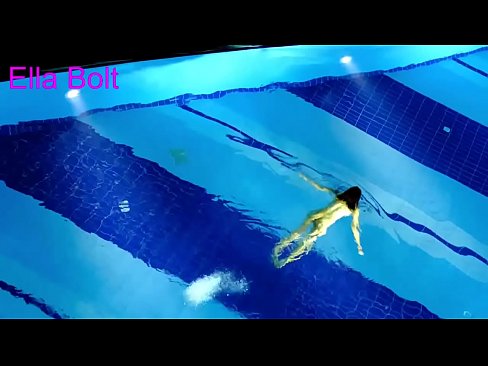 ❤️ Je ne peux pas m'arrêter de regarder, jeune blonde prise en train de nager nue dans la piscine de la station ELLA BOLT. ❤ Vidéo anal at fr.prendiporno.ru ﹏