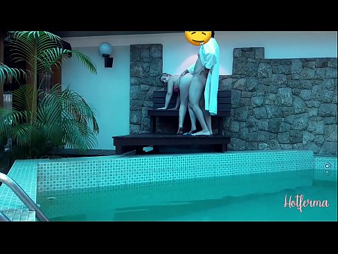 ❤️ Le patron invite la femme de chambre à la piscine, mais n'a pas pu résister à une chaude ❤ Vidéo anal at fr.prendiporno.ru ﹏